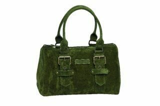 Модная сумка-тоут из замши зеленовато-травяного оттенка с лаконичными декоративными ремешками и небольшими ручками из коллекции сумок осень-зима 2013-2013 от Longchamp