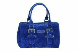 Модная сумка-тоут из замши насыщенного синего цвета с лаконичными декоративными ремешками и небольшими ручками из коллекции сумок осень-зима 2013-2013 от Longchamp