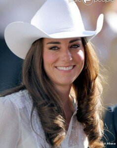 Кейт очаровательна в любой шляпке, даже ковбойской!