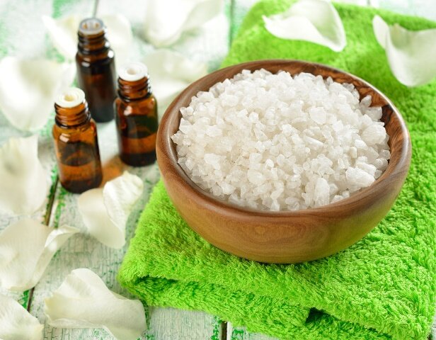 Как правильно сделать скраб из соли для тела