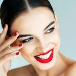 Микроблейдинг бровей: техника выполнения, противопоказания, способы ухода